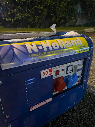 N-HOLLAND JX9800