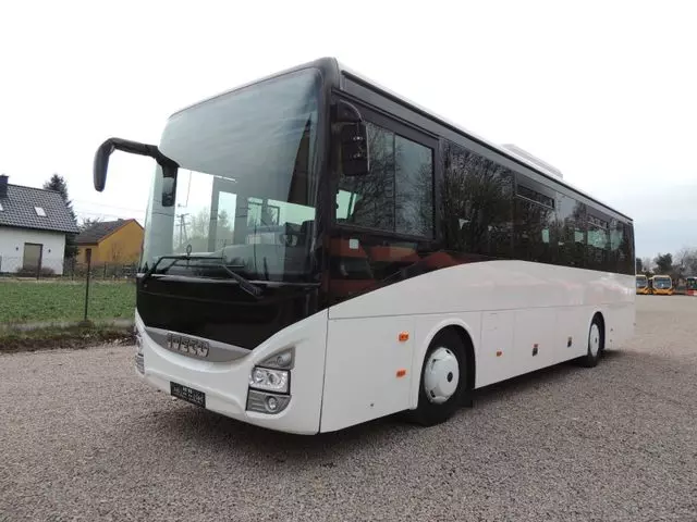 Foto 8Iveco Irisbus Crossway H 10.50, cambio automatico, unico proprietario
