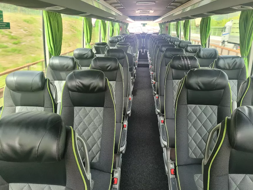 Foto 7New Tourismo Euro 6 Marca Mercedes Anno 2019 Km 480000, cambio automatico