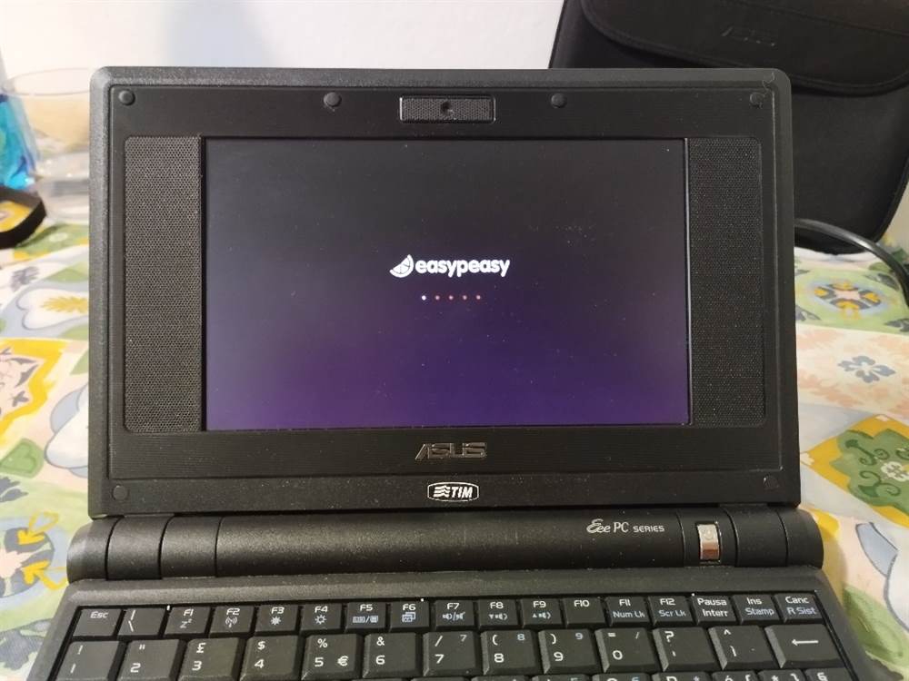 Foto 4Asus Eee PC 4G-T-BK001