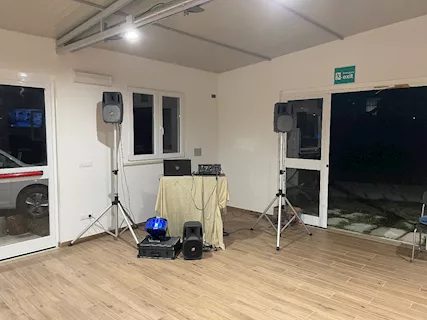 SERVIZI MUSICALI. Feste private capodanno