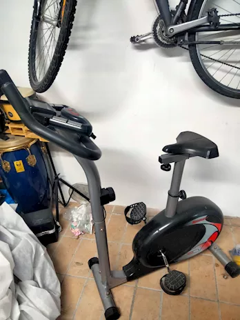 Attrezzi palestra