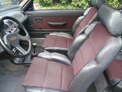 Peugeot 205 GTI 122
