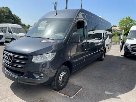 Mercedes Benz Sprinter 22+1