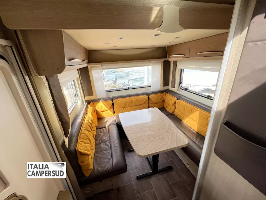 Caravan Burstner Averso Plus 510 TK Con 7 Posti Del 2014 Km 1, anno 06 - Foto 3