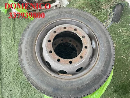 N.4 Pneumatici Michelin Ribassati 295/60 R22.5 - Anteprima 1