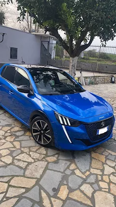 Peugeot 208 gt pack elettrica