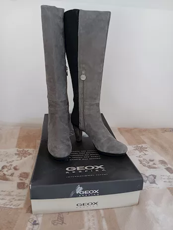 Stivali da donna Geox n. 41 nuovi