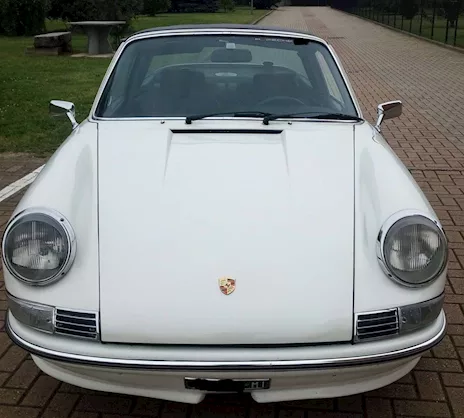 Porsche 911 2.4 targa