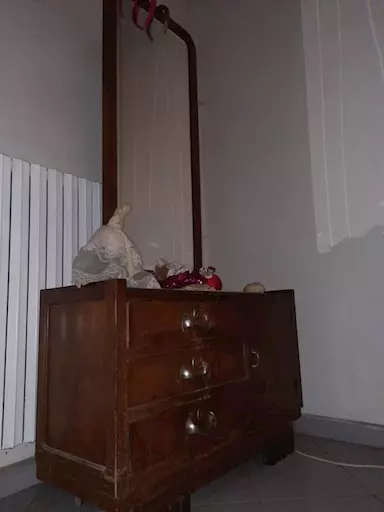 Specchiera
