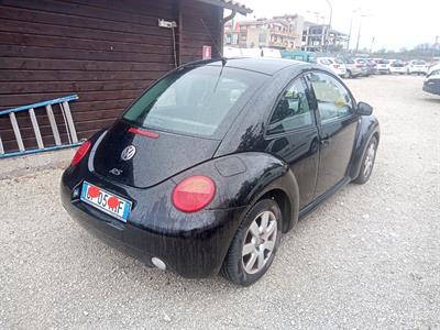 New Beetle 1.9 td 101 CV Anno 2002 Km 220000 Berlina, in ottime condizioni - Foto 3