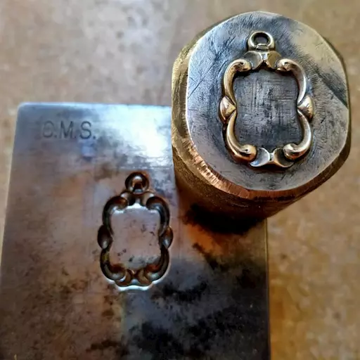 Stampo in acciaio design di periodo liberty, inizio 1900