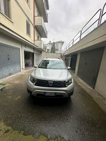 Autovettura Dacia Duster