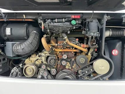 MB Tourismo 15 RHD Marca Mercedes Km 0, ottime condizioni - Foto 4