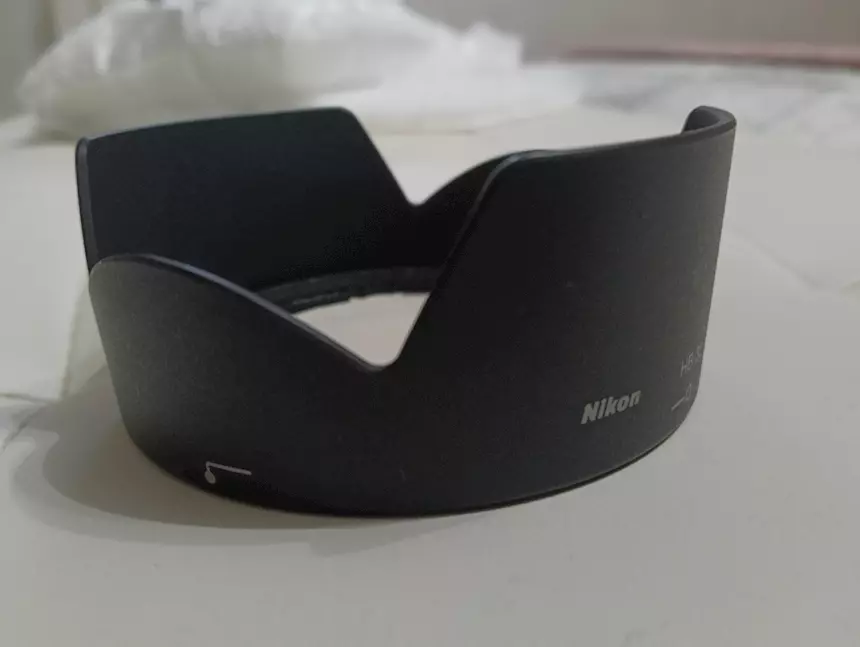 Foto 2 Paraluce Marca Nikon HB-32, come nuovo