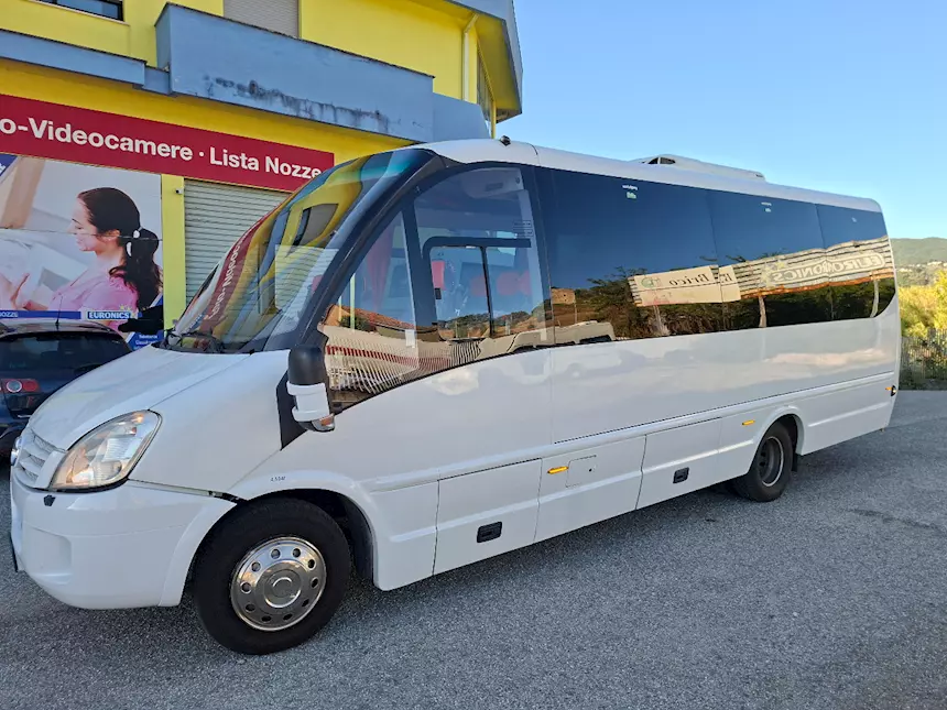 Iveco Rosero first class Anno 2010 Km 550000 Euro 4