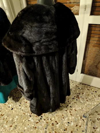 Pellicce visone nero, bianco, marrone + puzzola tg. 46/48 - Foto 3