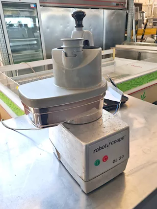 Tagliaverdure Robot Coupe da tavolo usato