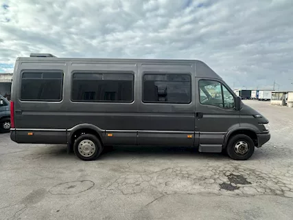Iveco Daily 19 posti