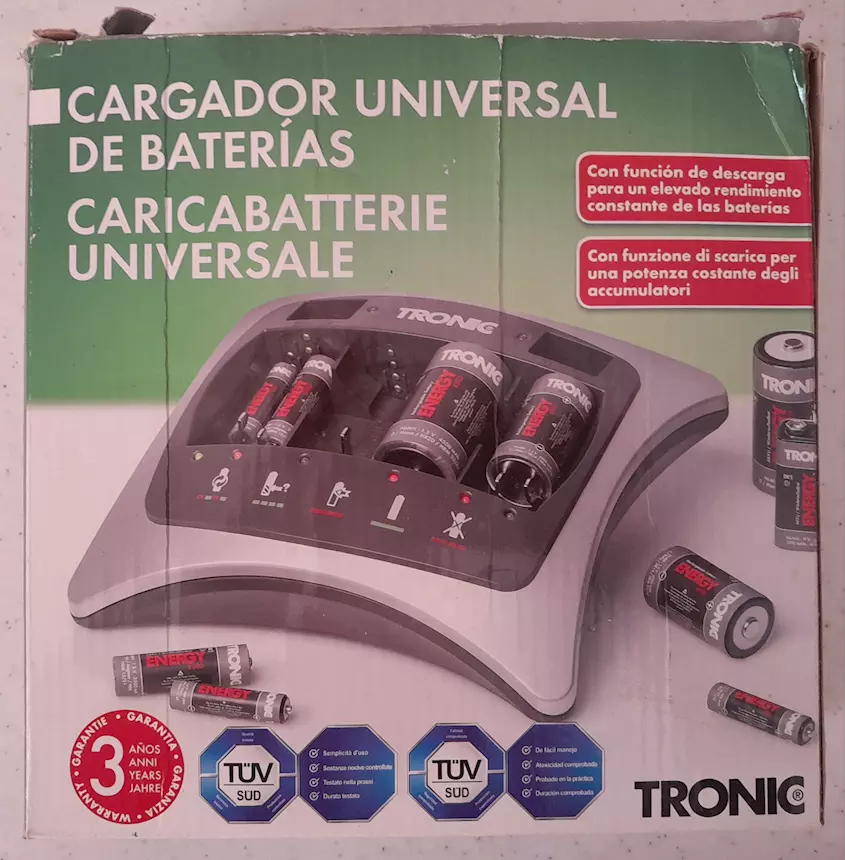 Caricabatterie con LED universale Tronic per batterie ricaricabili