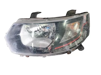Faro dx anteriore sx MAHINDRA KUV Serie 100 2016