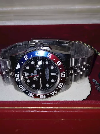 GMT corona rossa