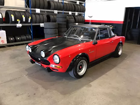 Fiat 124 Spider