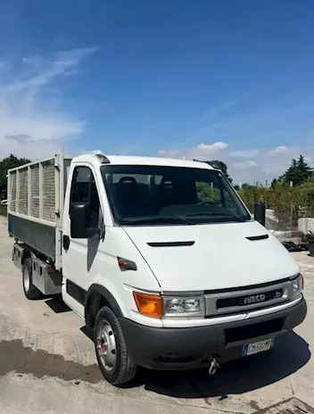 Iveco Daily 35c12 ribaltabile Anno 2004 Km 252000 Euro 3 - Anteprima 3