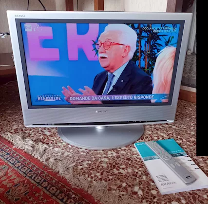 TV LCD SONY BRAVIA KLV-S26A10E