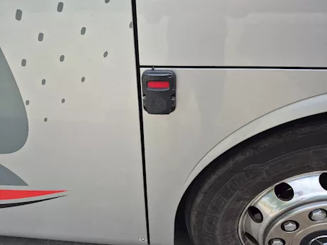 Vendo pullman Marca Mercedes Anno 2014 Km 675000, ottime condizioni - Anteprima 5
