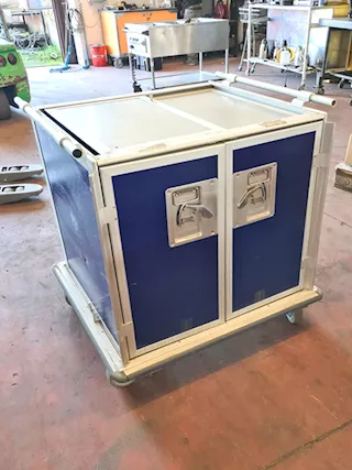 Carrello isotermico per pasti usato