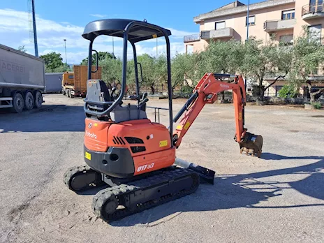 Miniescavatore usato Kubota U17-3 Anno 2016, tipologia girosagoma - Anteprima 2