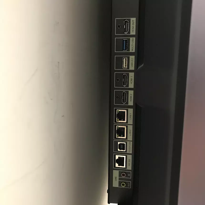 Foto 5Monitor Interattivo HIKVISION DS-D5B65RB/A