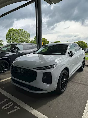 Audi Q3 35 TDI SPB km 0 marzo 2026