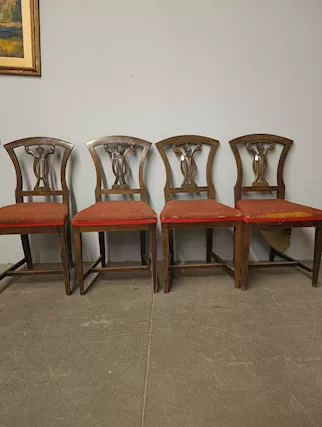 Gruppo di 4 sedie in noce neoclassiche fine '700. mis h92 - Foto 2