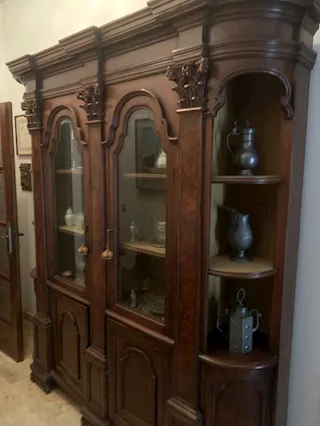 credenza