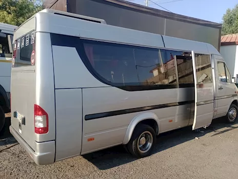 Sprinter anno 2006 posti 17 in buone