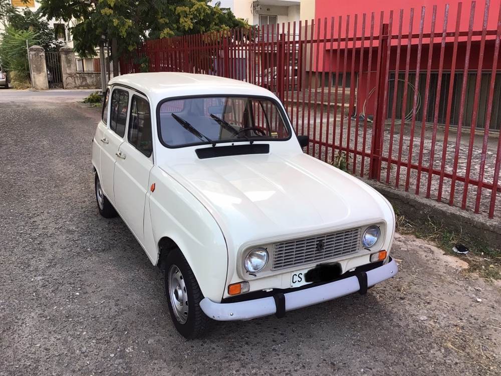 Renault 4 TL anno 1989