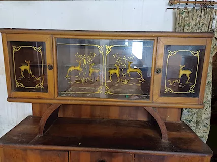 Regalo credenza stile inizio 900