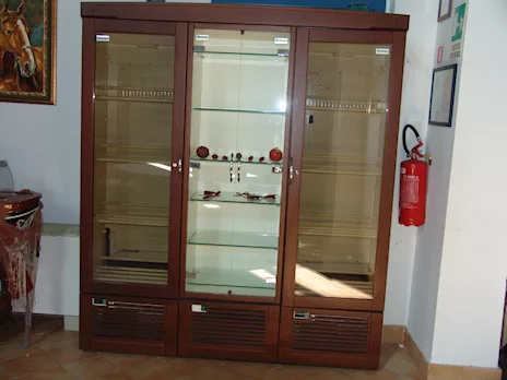 Cantinetta refrigerata con cristalliera Enofrigo