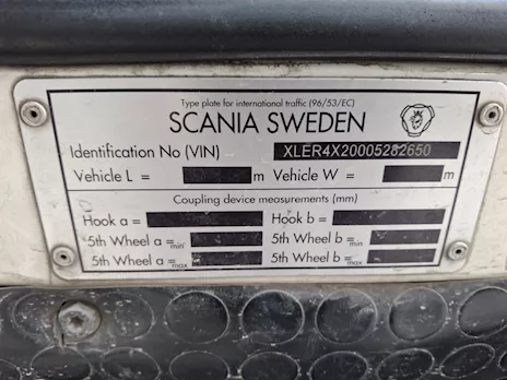Trattore Stradale Marca Scania R400 la Retarder Anno 2012 Km 1345000 - Anteprima 9