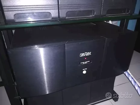 Finali Mark Levinson