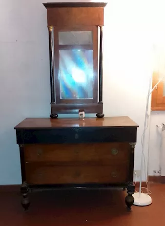 Cassettone impero lucchese
