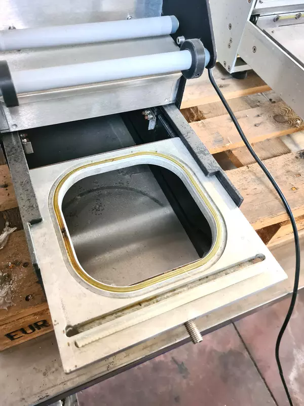Termosigillatrice per singola vaschetta usata, marca Yang - Foto 4