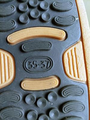 Moon Boot HBP taglia 35/37, colore nero - Foto 5