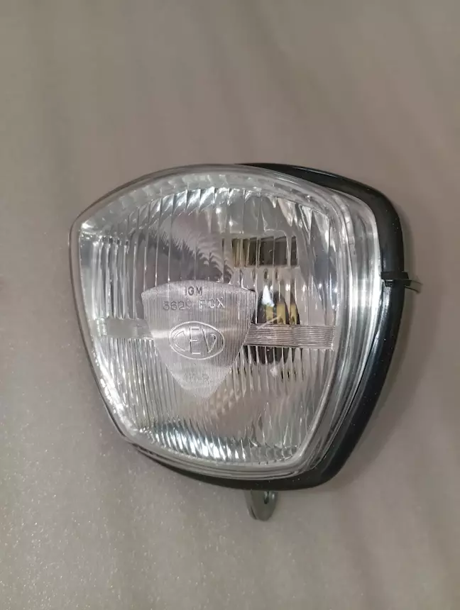 Fanale ciclomotore 50 CEV nuovo
