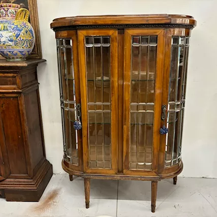 Antica vetrina Bombata art decò 1940 rovere . Vetri molati