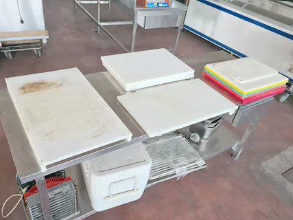 Taglieri per ristorazione usati