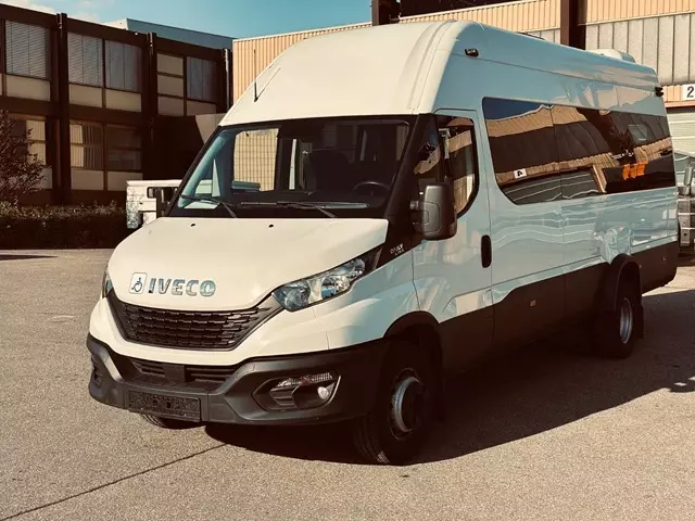 Foto 2Iveco Irisbus Daily A65c18, cambio automatico, unico proprietario