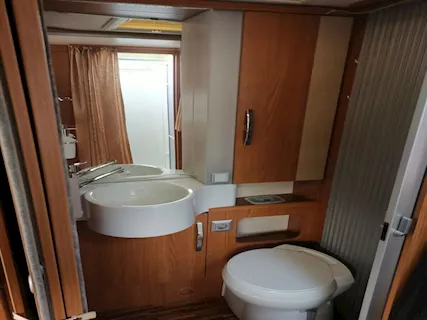 HYMER / ERIBA / HYMERCAR B 694 SL Anno 2009 Km 97100 Diesel - Foto 3